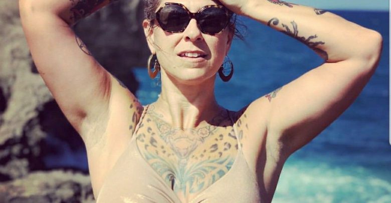 Danielle colby pic